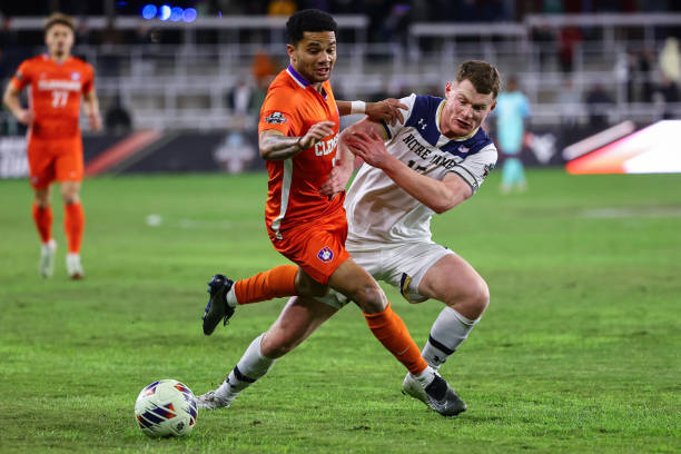 他在比赛中 他在比赛中