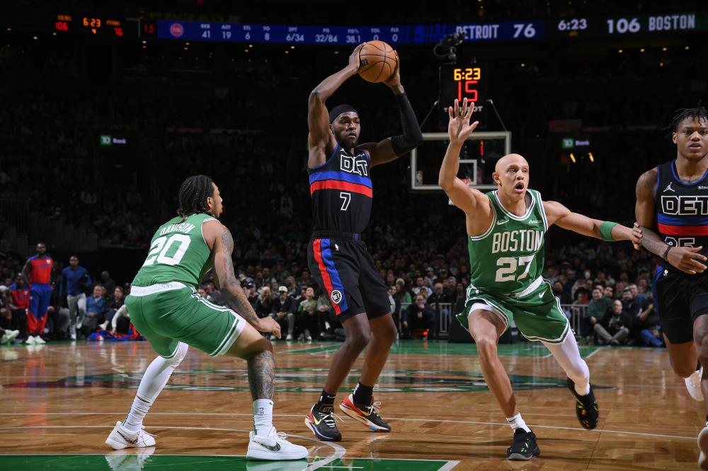 持防守稳定 持防守稳定